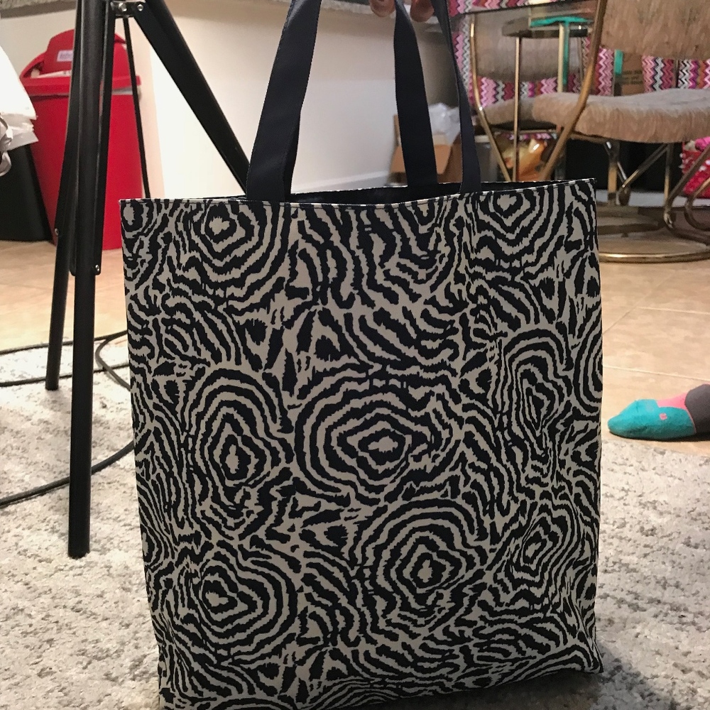 Work Tote - Picture 5 of 6